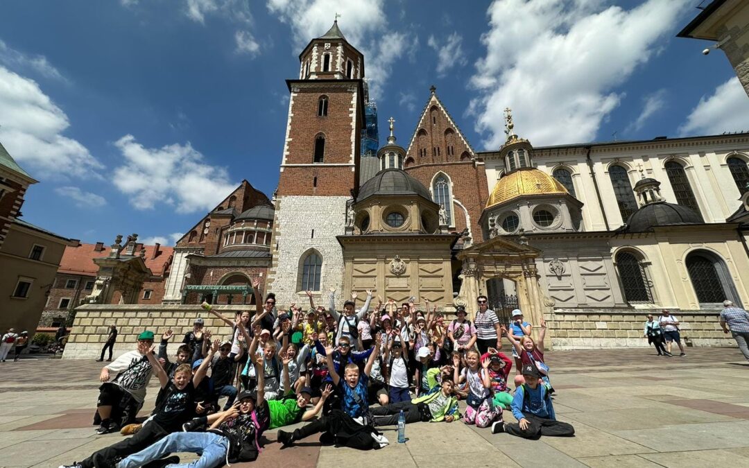Zielona szkoła w Krakowie 3 a  i 3 b