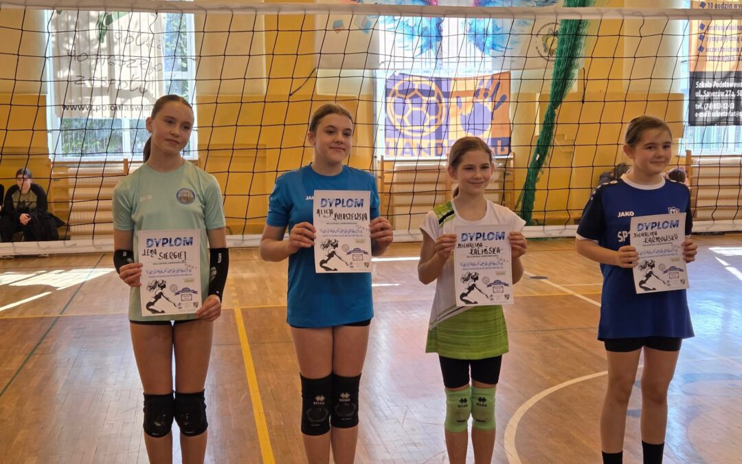 Sukces naszej szkoły w minisiatkówce dwójek!